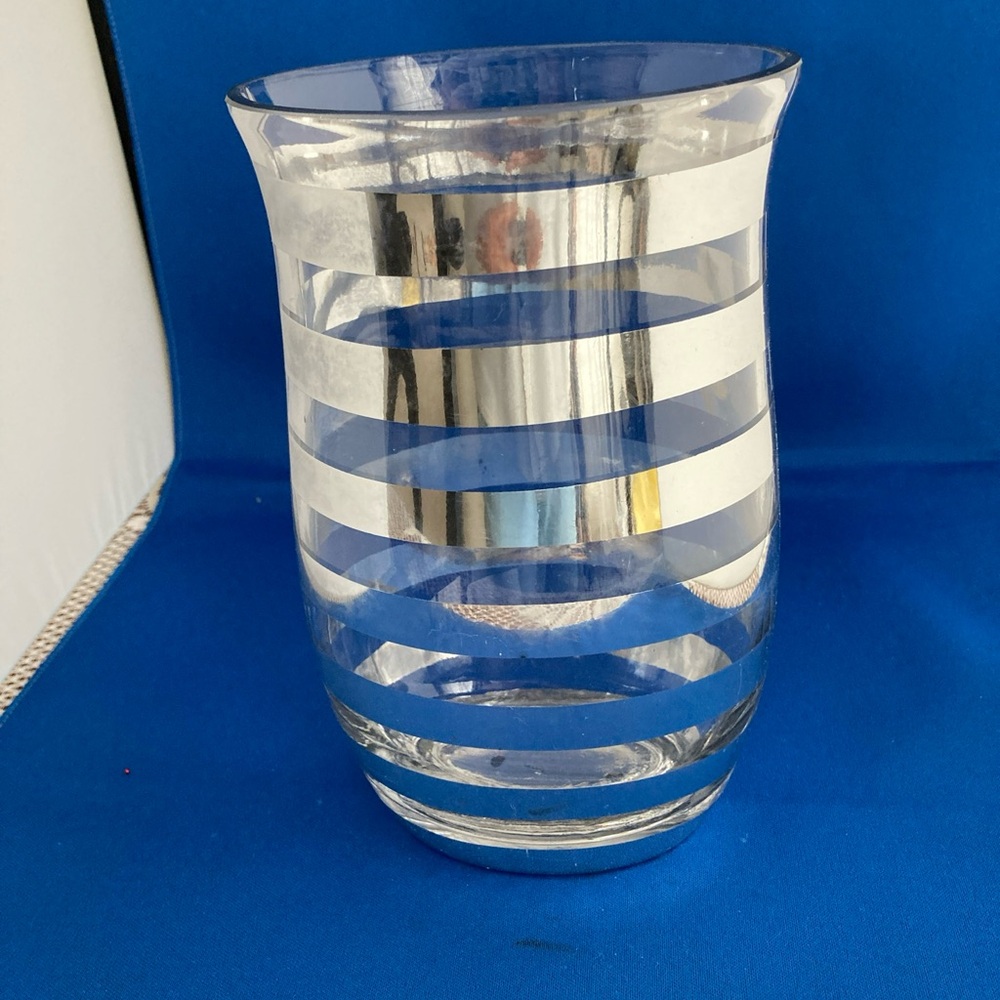 Stunning Oval Striped Glass Vase 8” Tall